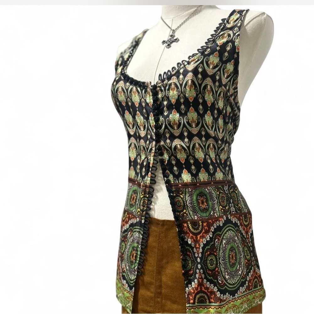 Indie Paisley 100% Silk Sleeve-less Razor Back Napoleon Style Button Down Size L